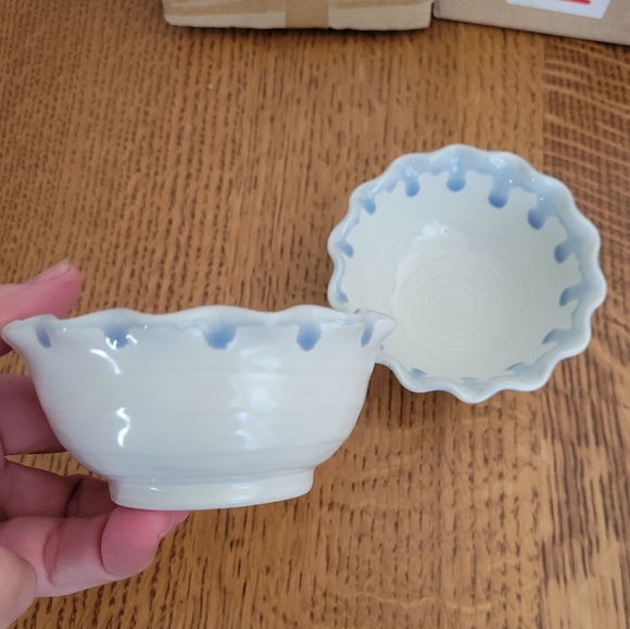 Set of 2, Anthropologie Namika Pinch Bowl - white & blue - Picture 7 of 10